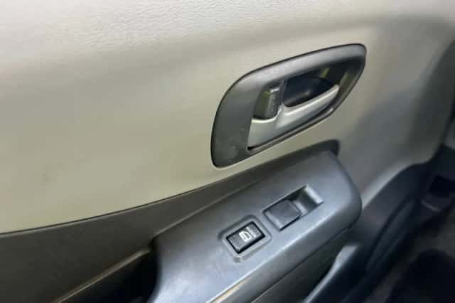 Suzuki Alto (2011) thumbnail 13