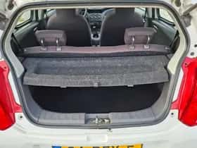 Suzuki Alto (2011) thumbnail 15