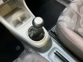 Suzuki Alto (2011) thumbnail 9