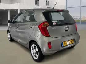 Kia Picanto (2013) thumbnail 4