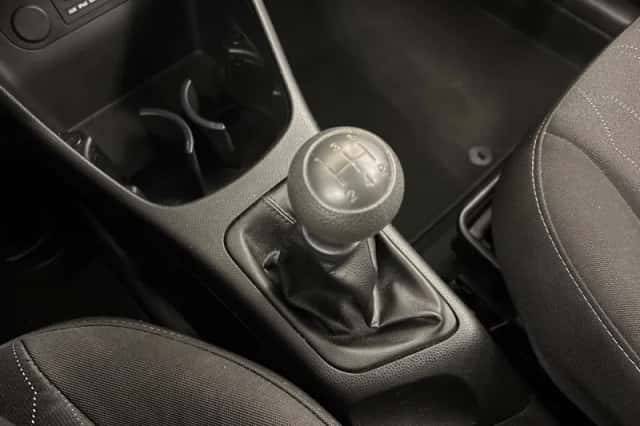 Kia Picanto (2013) thumbnail 8