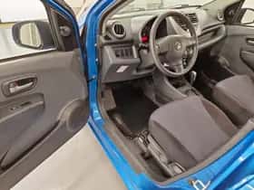 Suzuki Alto (2012) thumbnail 5