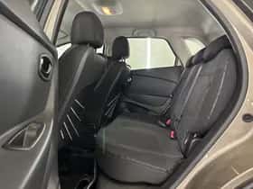 Renault Captur (2014) thumbnail 7
