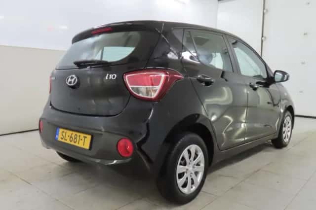 Hyundai i10 (2018) thumbnail 2