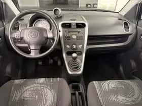 Opel Agila (2011) thumbnail 7