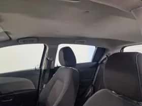 Chevrolet Aveo (2012) thumbnail 15