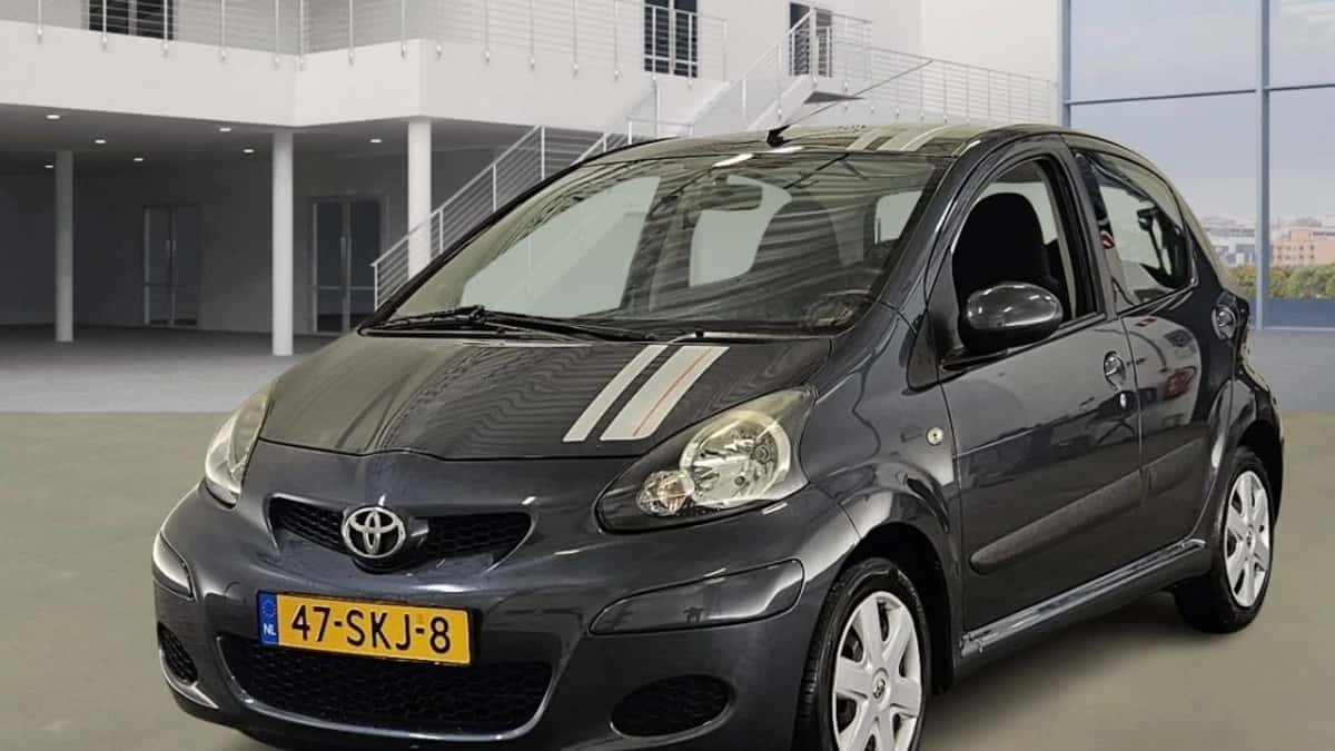 Toyota Aygo (2011) — foto 1