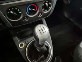 Ford Fusion (2008) thumbnail 12