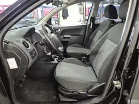 Ford Fusion (2008) thumbnail 5
