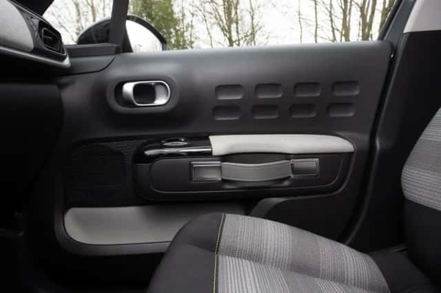 Citroën C3 (2017) thumbnail 17