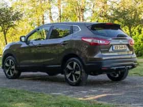 Nissan Qashqai (2016) thumbnail 4