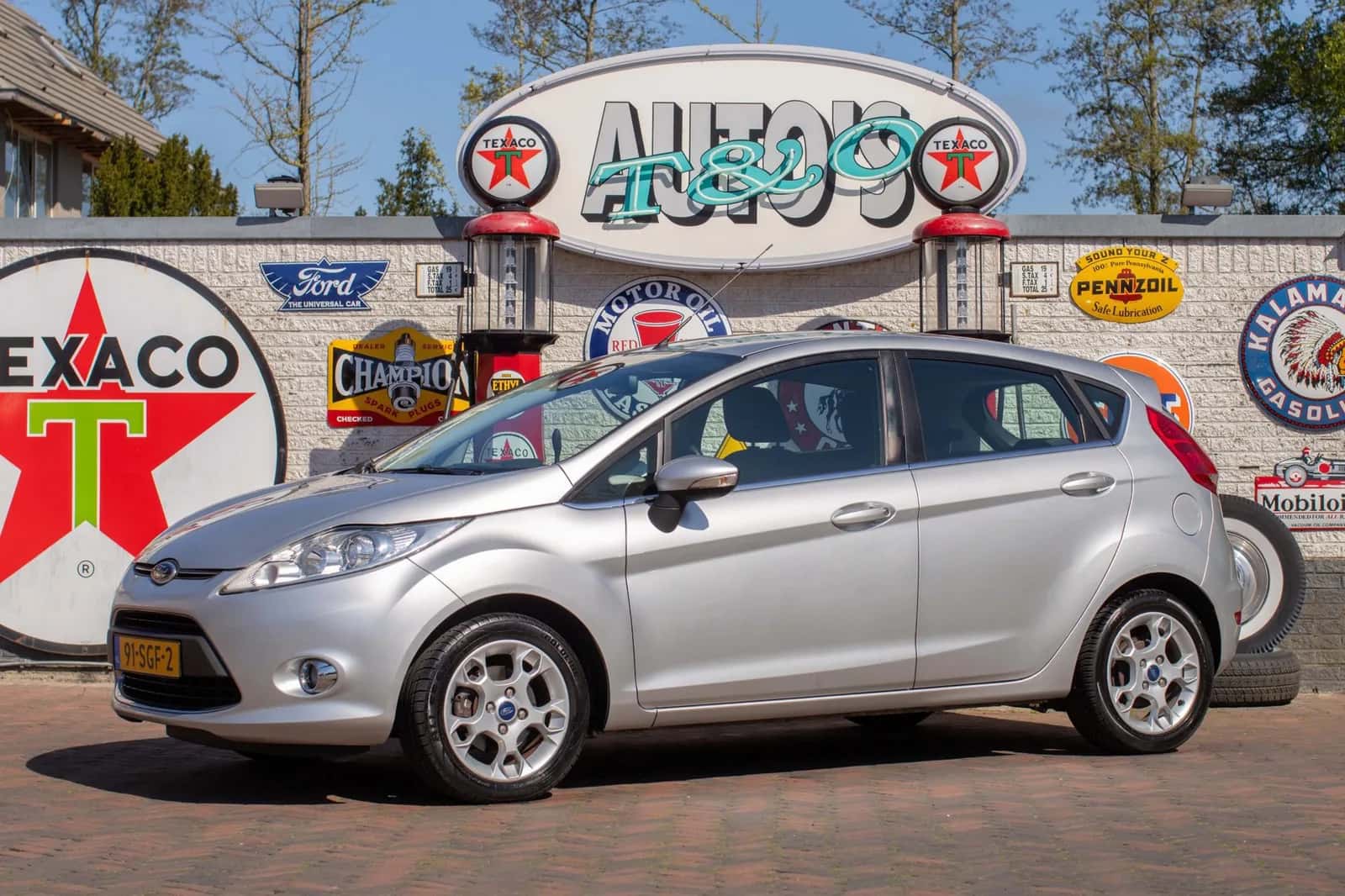 Ford Fiesta (2011) — foto 1