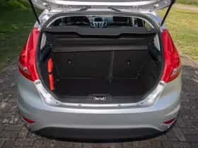 Ford Fiesta (2011) thumbnail 21