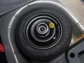 Ford Fiesta (2011) thumbnail 22