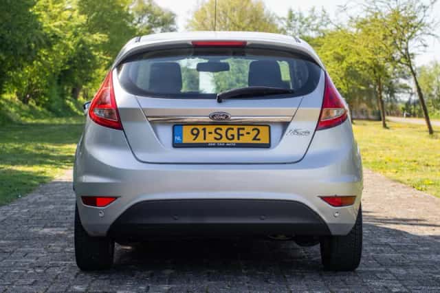 Ford Fiesta (2011) thumbnail 9