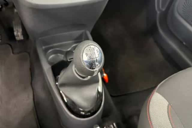 Renault Twingo (2012) thumbnail 11
