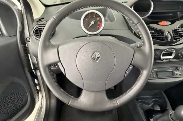 Renault Twingo (2012) thumbnail 8