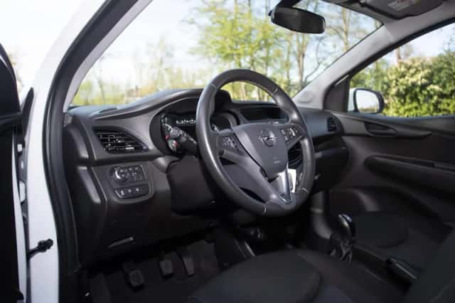 Opel Karl (2018) thumbnail 12