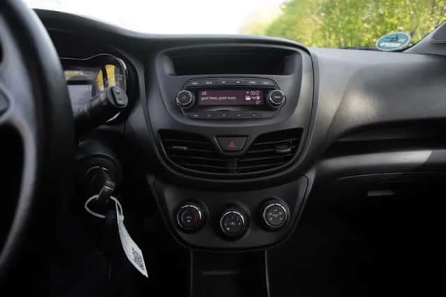 Opel Karl (2018) thumbnail 18