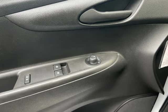 Opel Karl (2017) thumbnail 12
