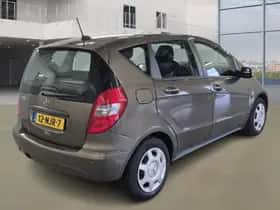 Mercedes-Benz A-Klasse (2010) thumbnail 3