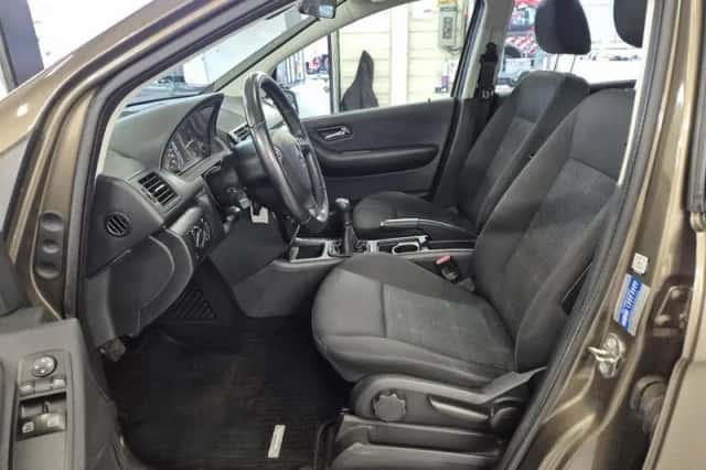 Mercedes-Benz A-Klasse (2010) thumbnail 5