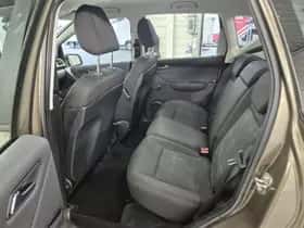 Mercedes-Benz A-Klasse (2010) thumbnail 7