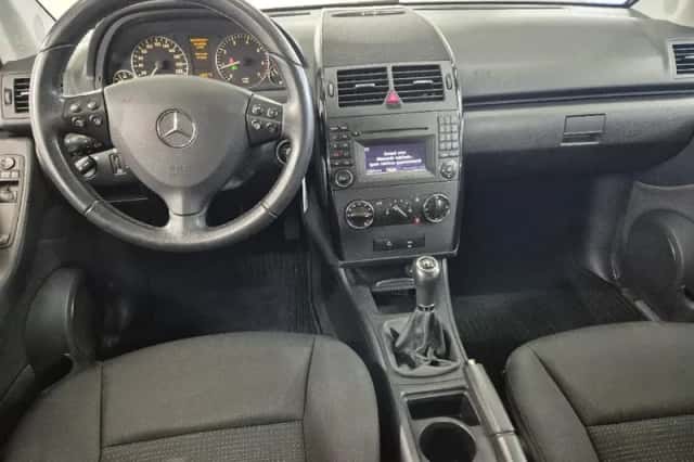 Mercedes-Benz A-Klasse (2010) thumbnail 8