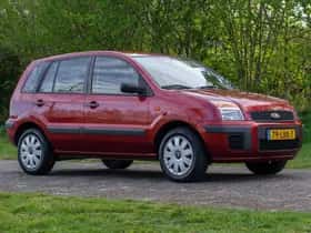 Ford Fusion (2010) thumbnail 2