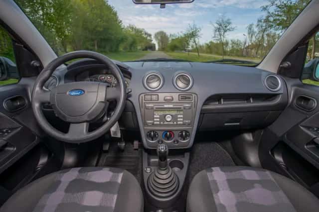 Ford Fusion (2010) thumbnail 15