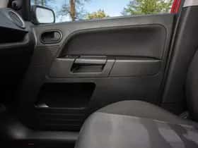 Ford Fusion (2010) thumbnail 18