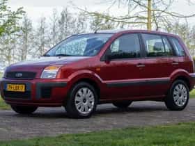 Ford Fusion (2010) thumbnail 3