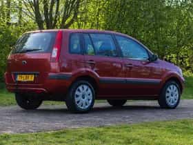 Ford Fusion (2010) thumbnail 5
