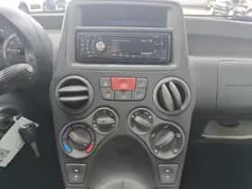 Fiat Panda (2011) thumbnail 9