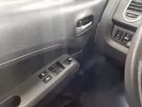 Opel Agila (2009) thumbnail 15