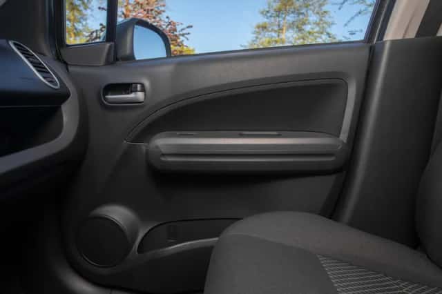 Suzuki Splash (2014) thumbnail 19