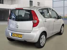 Opel Agila (2012) thumbnail 3