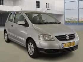 Volkswagen Fox (2009) thumbnail 2