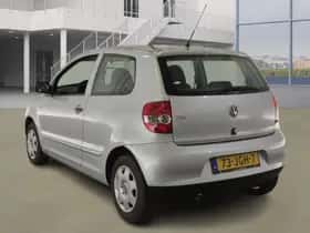 Volkswagen Fox (2009) thumbnail 4