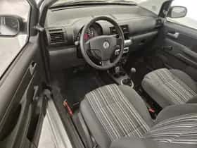 Volkswagen Fox (2009) thumbnail 6