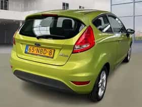 Ford Fiesta (2010) thumbnail 3
