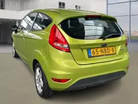 Ford Fiesta (2010) thumbnail 4