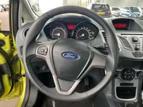 Ford Fiesta (2010) thumbnail 8
