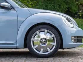 Volkswagen Beetle (2015) thumbnail 14