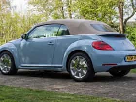 Volkswagen Beetle (2015) thumbnail 18