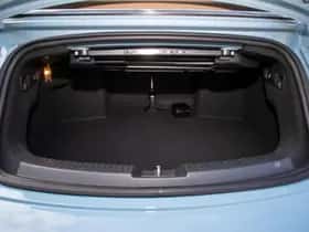 Volkswagen Beetle (2015) thumbnail 32