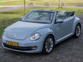 Volkswagen Beetle (2015) thumbnail 5