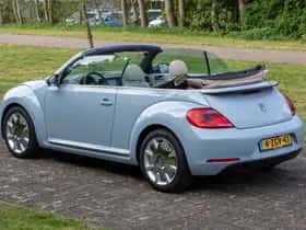Volkswagen Beetle (2015) thumbnail 8