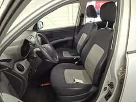 Hyundai i10 (2010) thumbnail 5