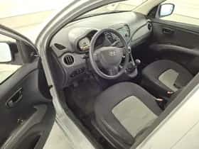 Hyundai i10 (2010) thumbnail 6